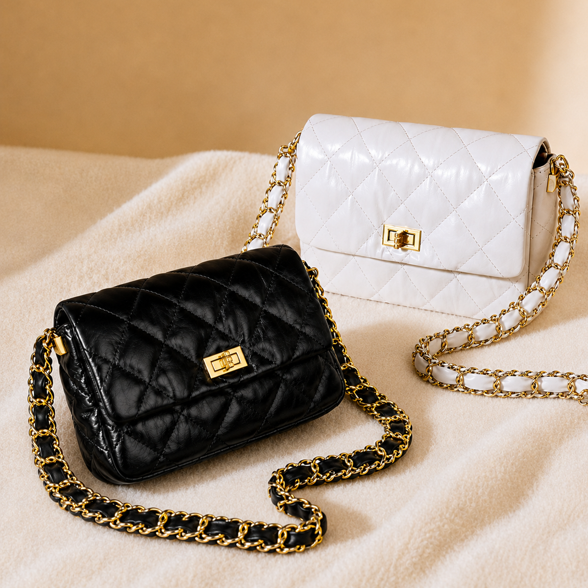 شنطة مستوردة مبطنة بسلسلة جولد | Quilted Chain Cross Bag