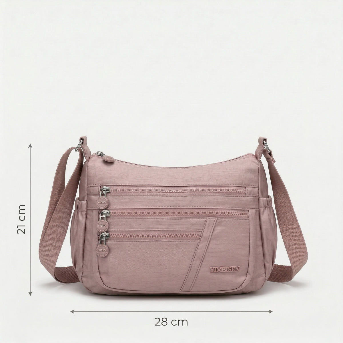 Lightweight & Multi-Pocket – شنطة خفيفة بجيوب متعددة لكل احتياجاتك اليومية