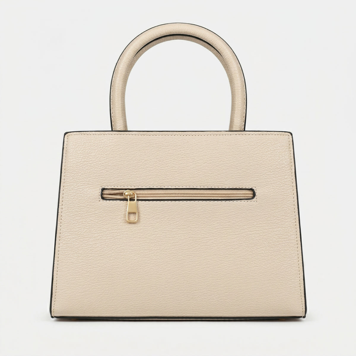 شنطة جلد أنيقة بستايل عصري - Modern Classic Bag | Mini Charm Details ✨