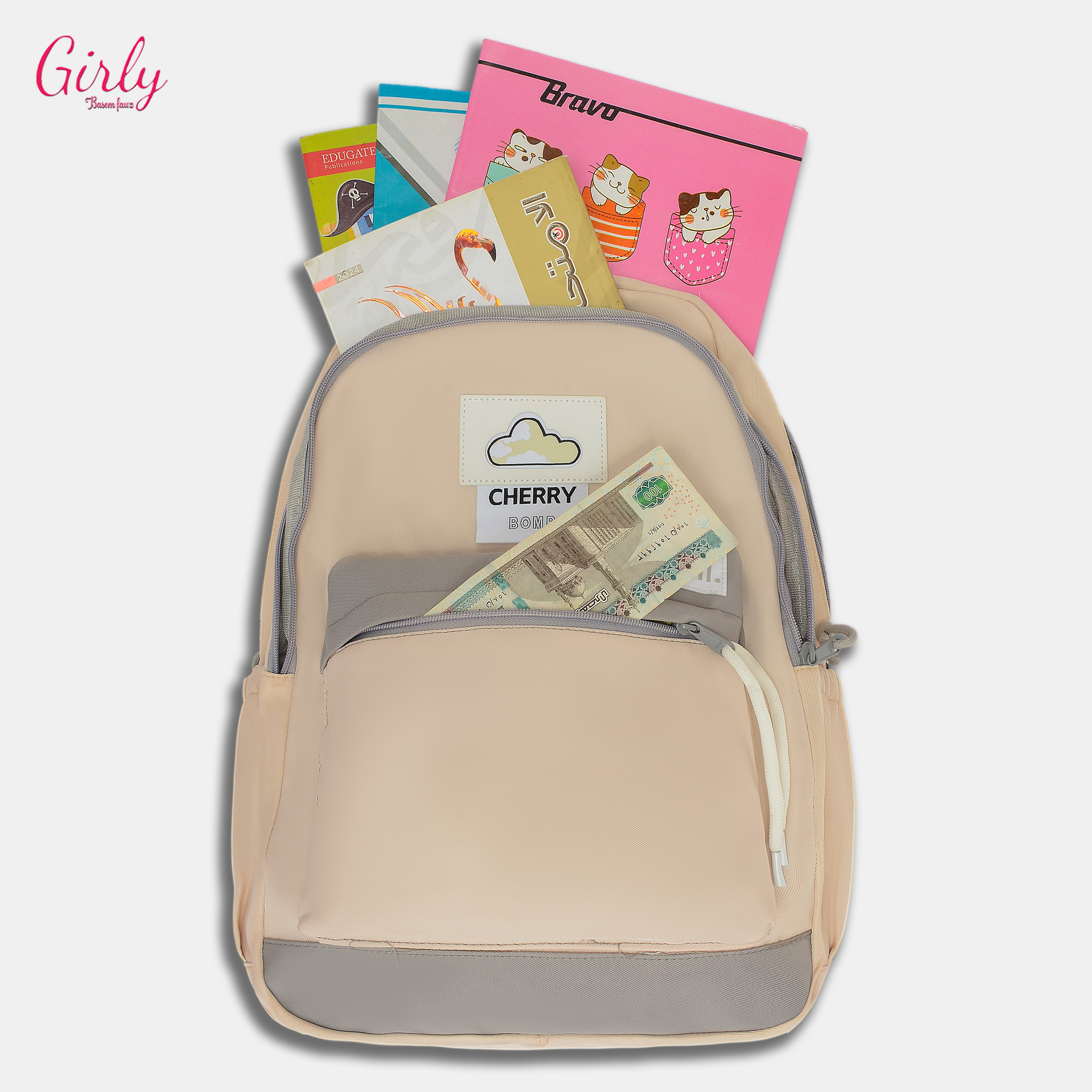 شنطة ظهر دراسية بتجمع بين العملية والبساطة في تصميم عصري 🎒