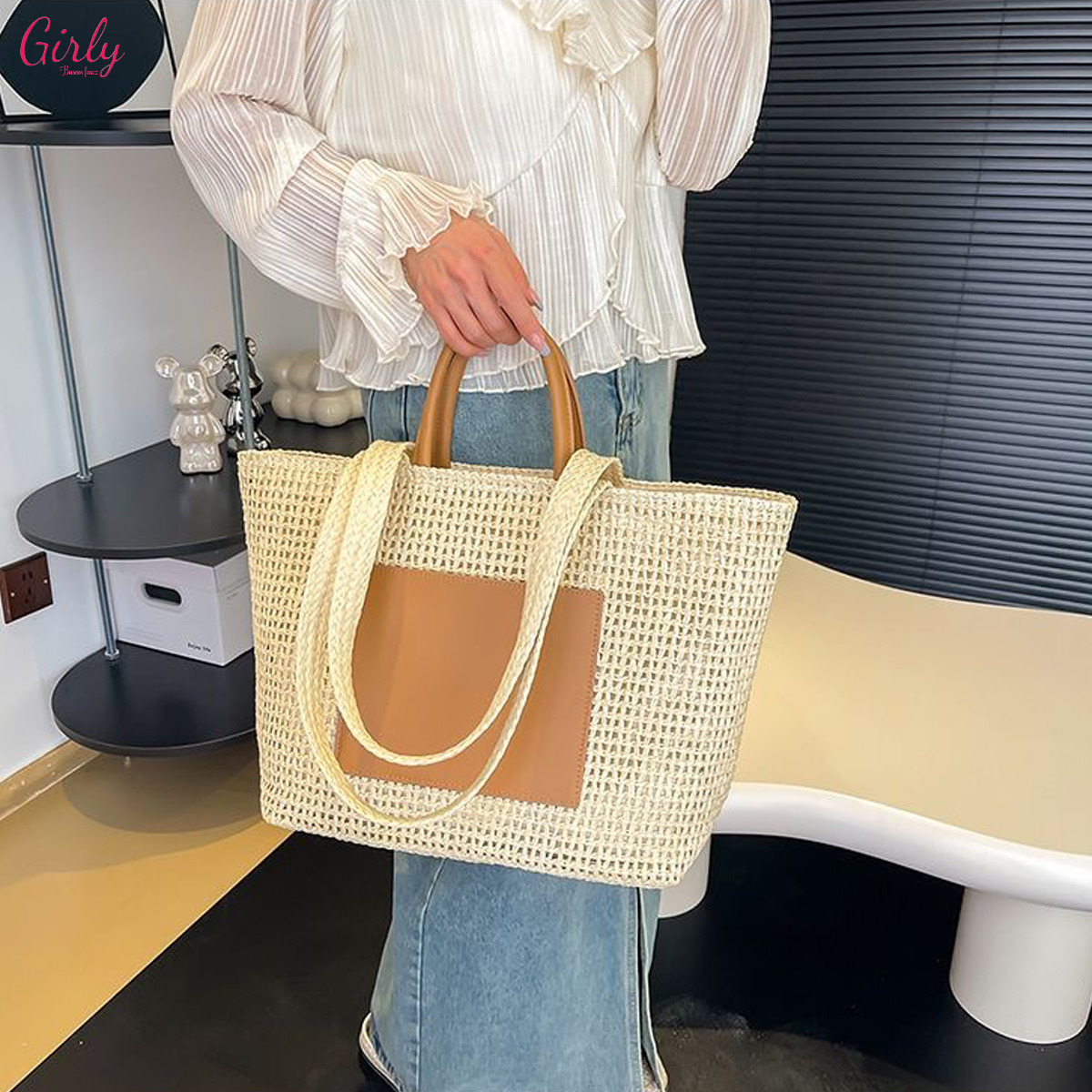 شنطة خوص صيفية – ستايل أنيق ولمسة طبيعية من Girly 🌞🌊