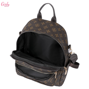 شنطة ظهر جلد بنقشة كلاسيك من Girly
