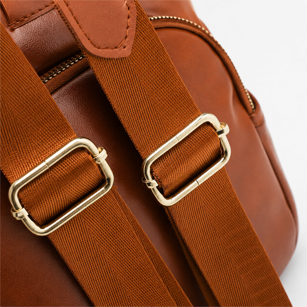 شنطة مستوردة Backpack بتصميم Minimal فاخر متعددة الاستخدامات 2 Way