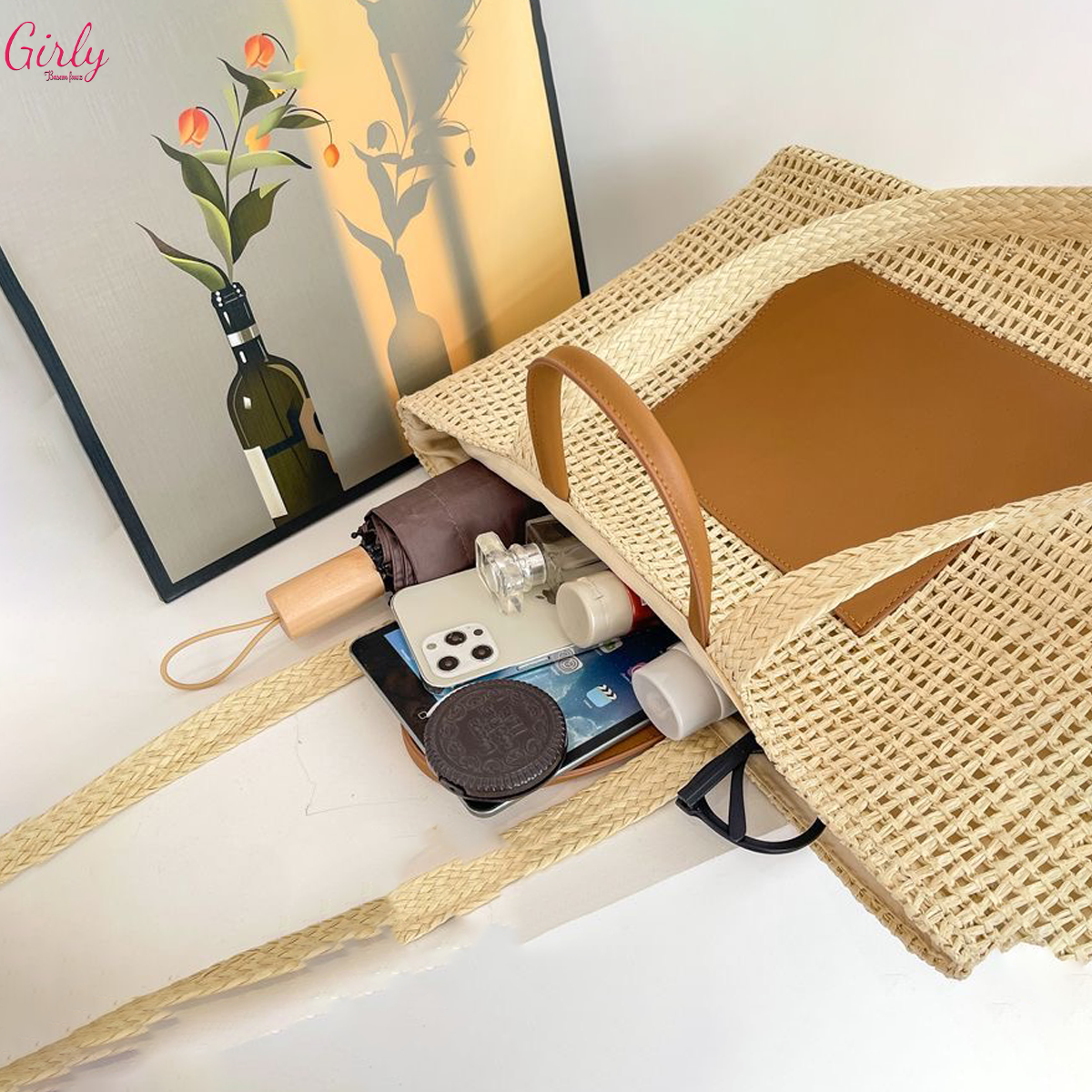 شنطة خوص صيفية – ستايل أنيق ولمسة طبيعية من Girly 🌞🌊