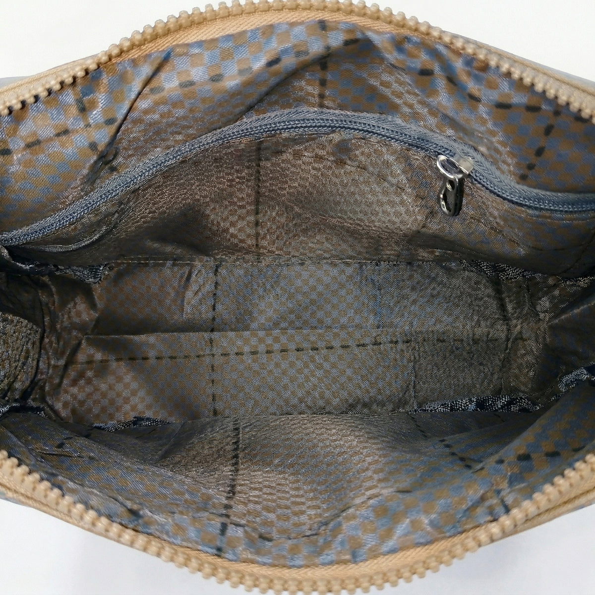 شنطة كروس عملية للاستخدام اليومي – Luxury Waterproof Crossbody