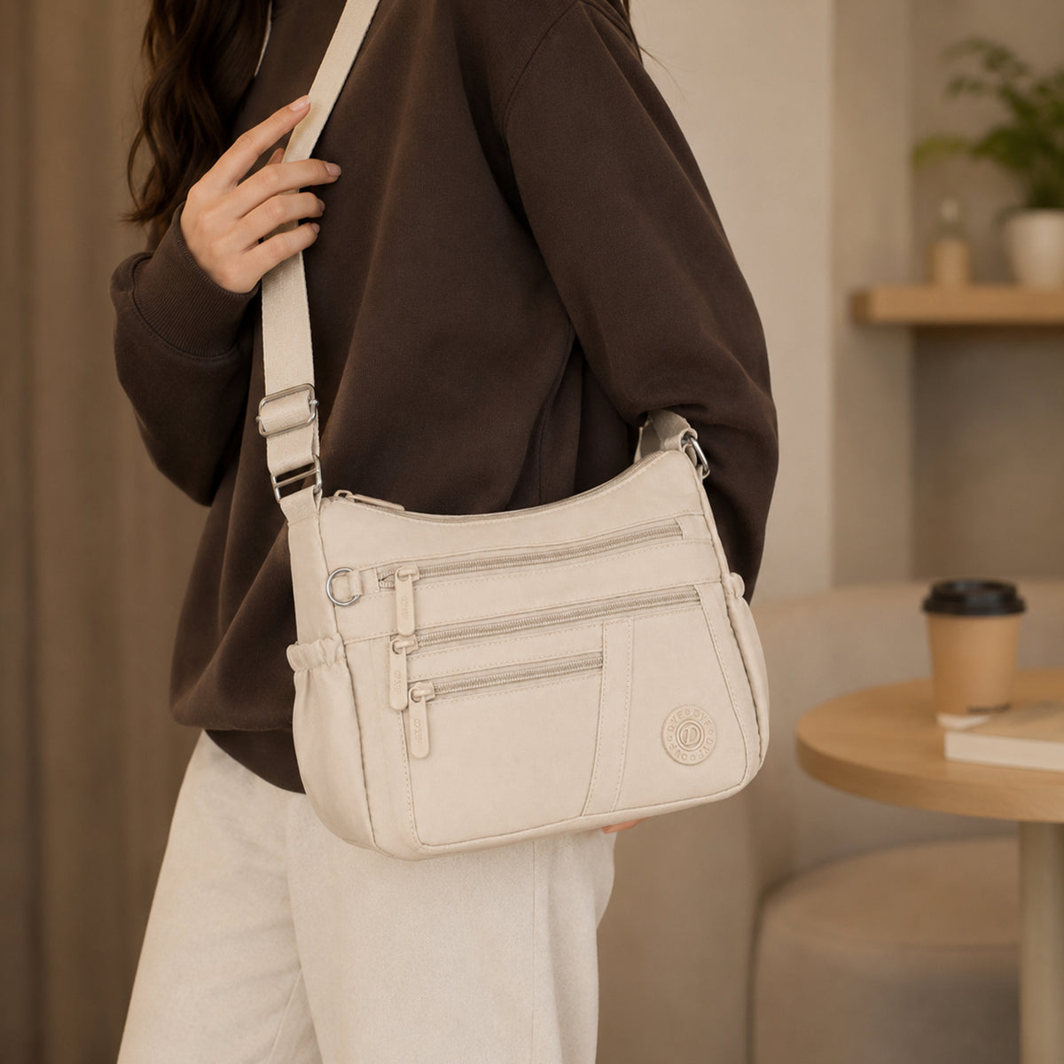 شنطة مستوردة ووتر بروف بتقسيمات عملية – Everyday Bag