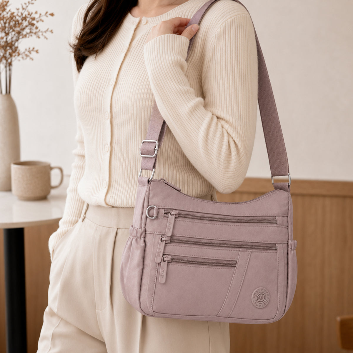 شنطة مستوردة ووتر بروف بتقسيمات عملية – Everyday Bag
