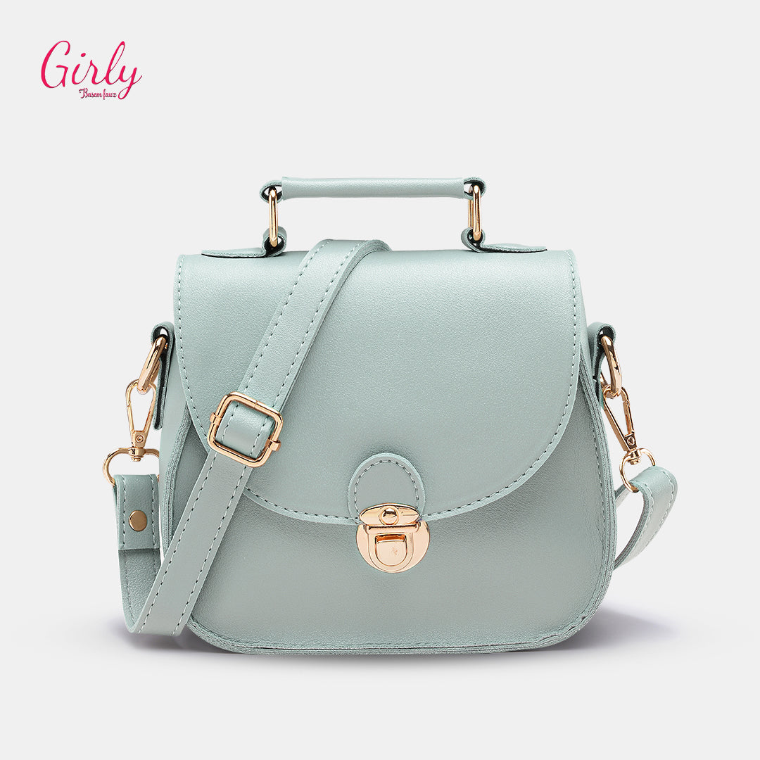 شنطة كروس جلد من Girly – أناقة كلاسيك تدوم دوماً