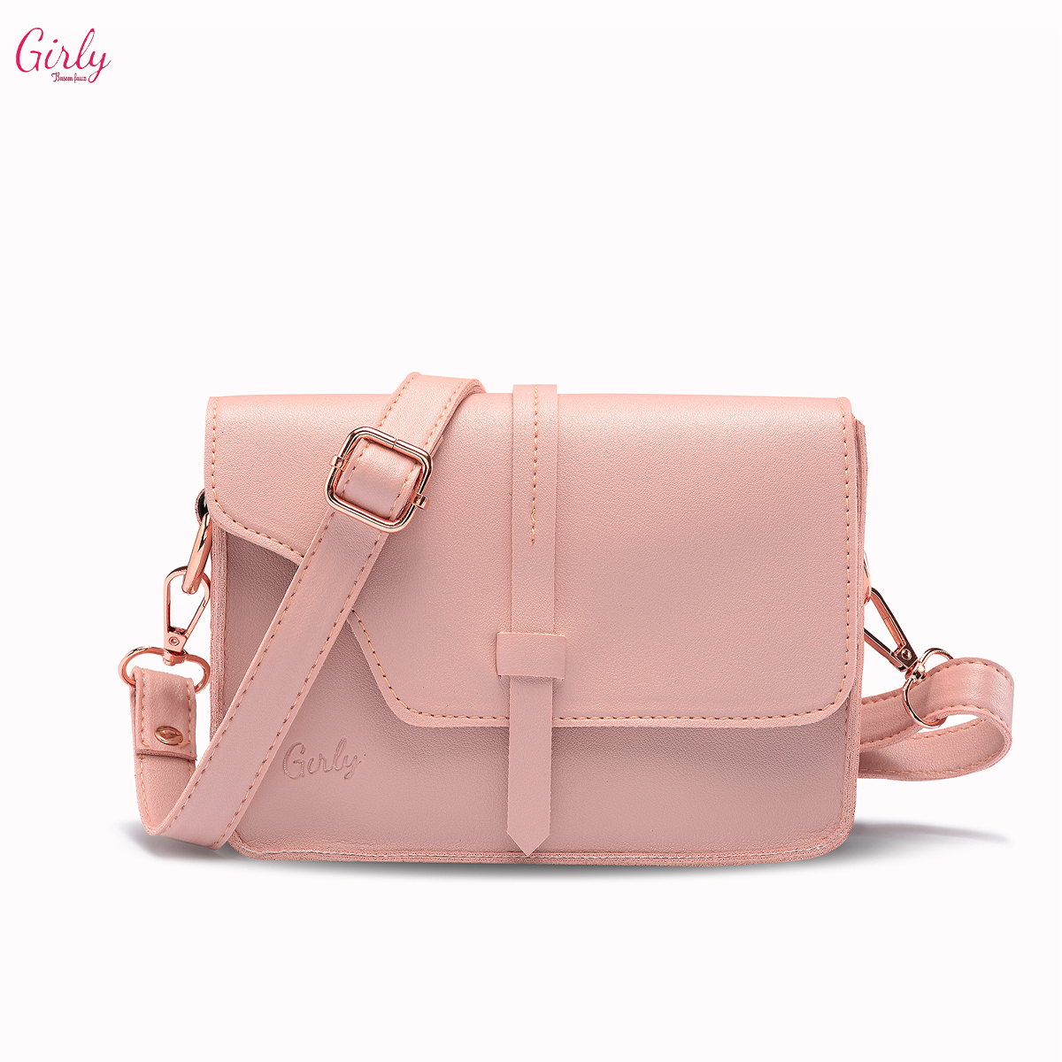 شنطة كروس جلد بتوقيع Girly ✨
