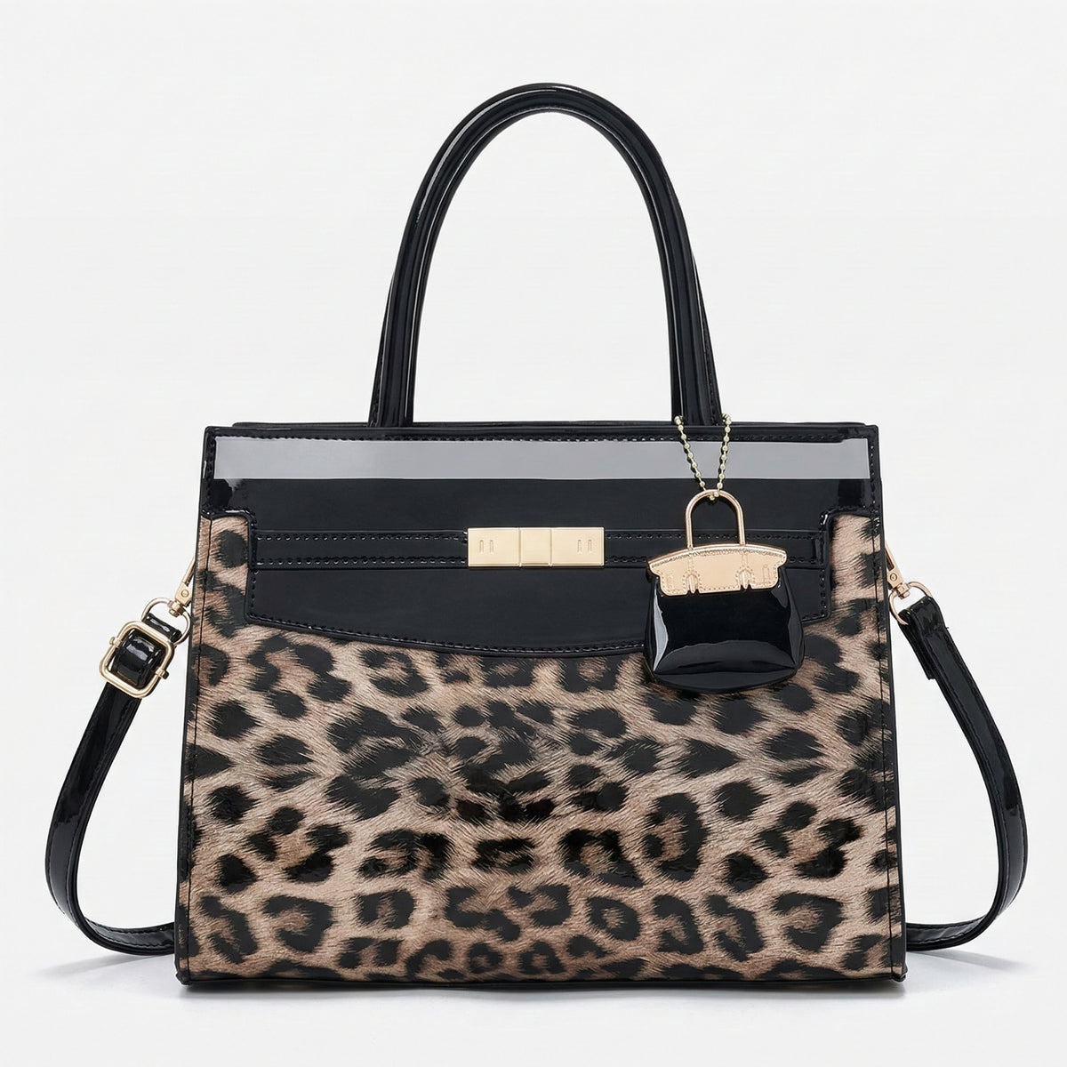 Luxury Leopard Handbag – شنطة جلد لامع لإطلالة راقية وعصرية