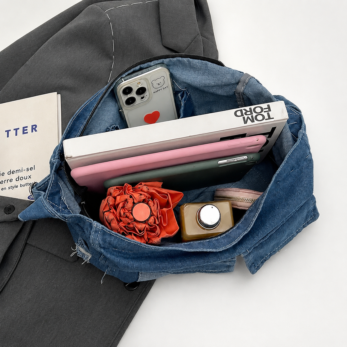 شنطة مستوردة بخامة جينز مميزة وتنظيم عملي | Everyday Denim Crossbody Bag