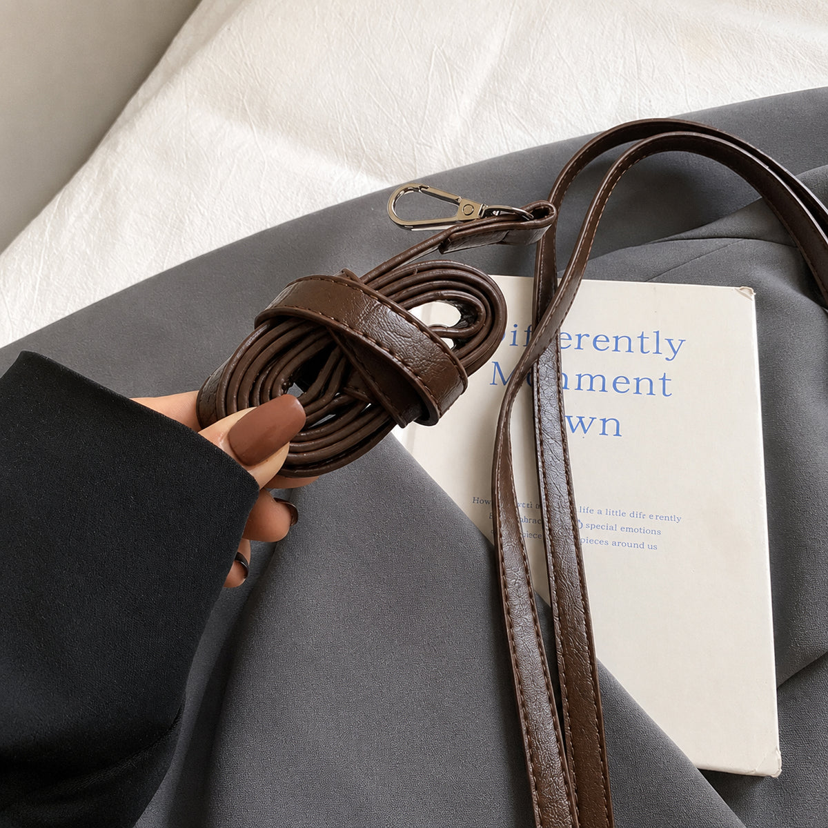 شنطة جلد مستوردة بتصميم أنيق للاستخدام اليومي | Everyday Bag