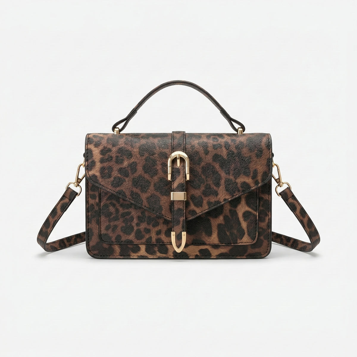 شنطة جلد بتصميم Leopard لإطلالة مميزة ✨