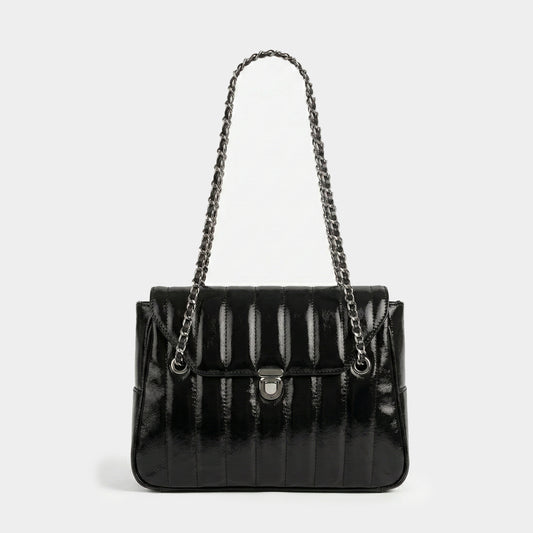 شنطة كتف مبطّنة جلد لامع بسلسلة — Quilted Glossy Leather Chain Shoulder Bag