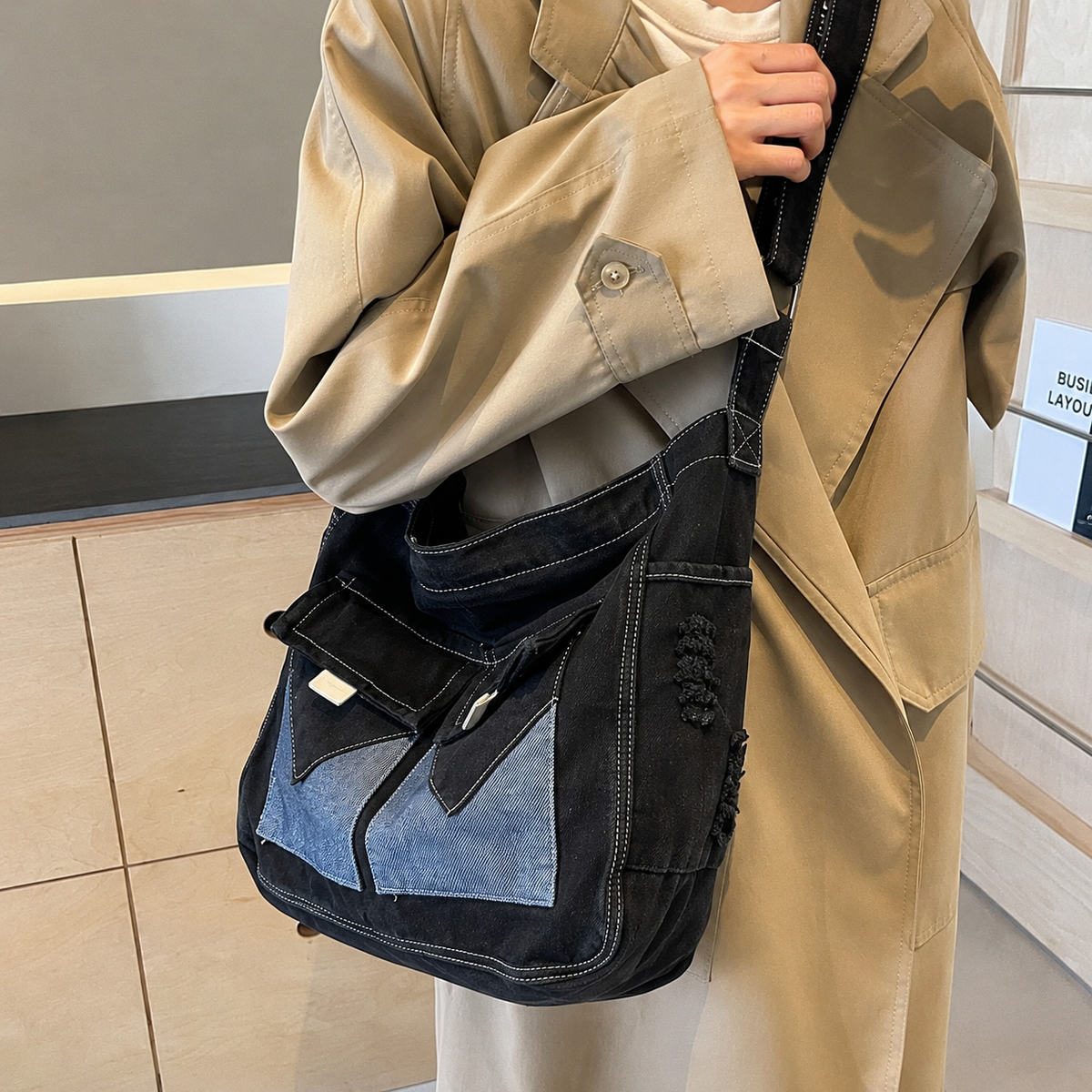 شنطة مستوردة بخامة جينز مميزة وتنظيم عملي | Everyday Denim Crossbody Bag