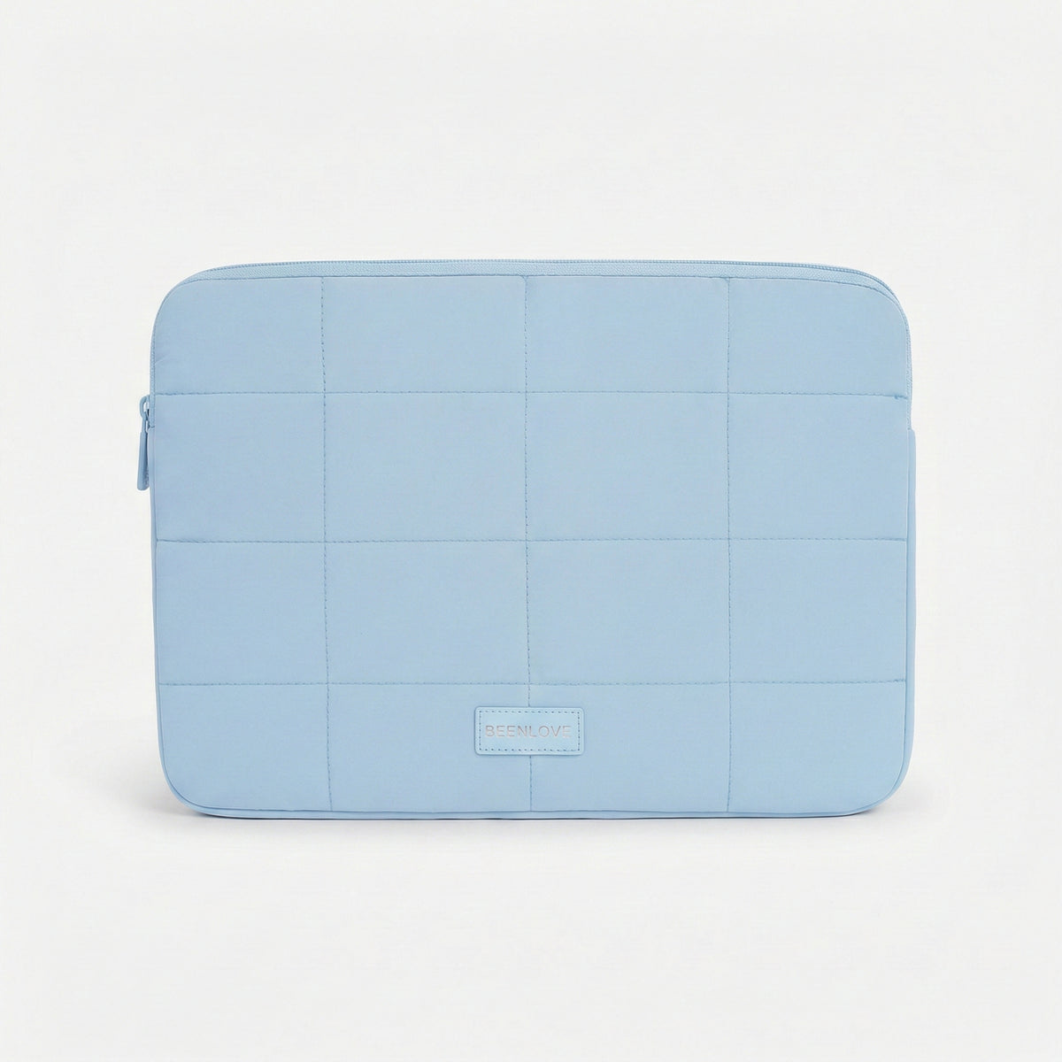 حافظة لابتوب مبطّنة مستوردة – Cloud Quilted Laptop Sleeve