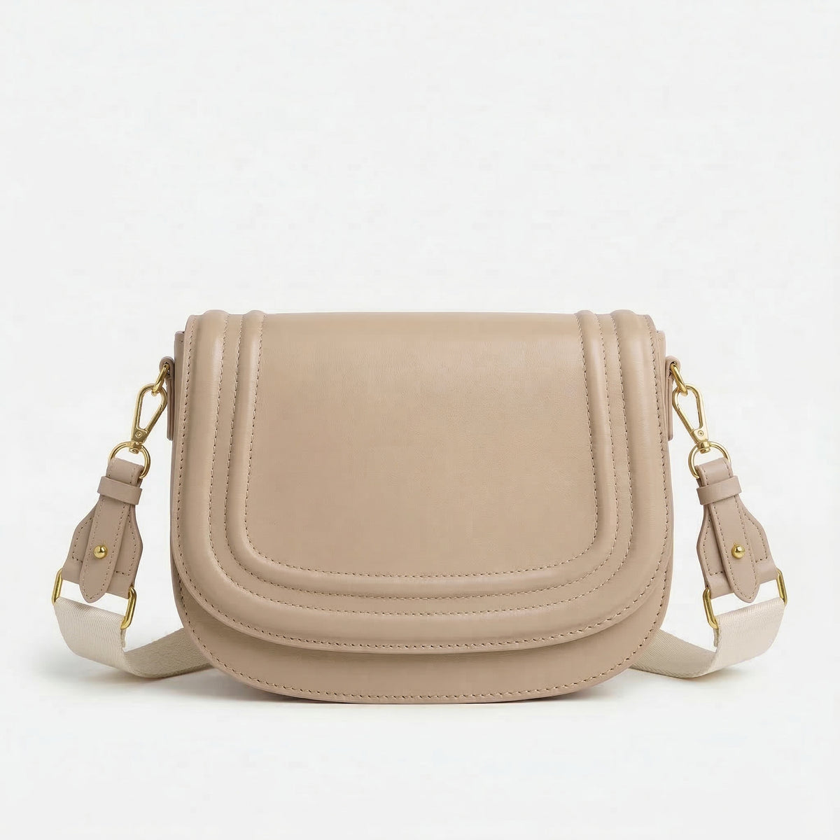 Elegant Saddle Bag – شنطة جلد بتصميم كلاسيك عصري