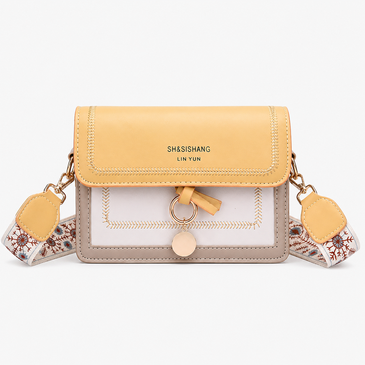 شنطة مستوردة كروس شيك بحزام مميز – Elegant Crossbody Bag with Statement Strap