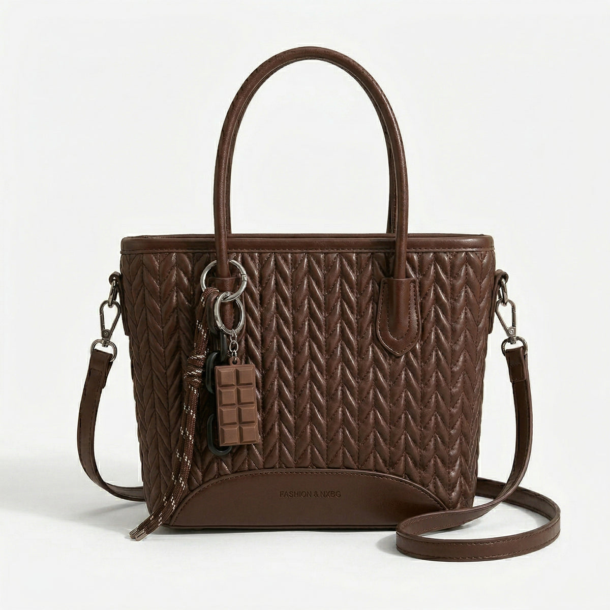 شنطة جلد مجدول بميدالية شوكولاتة-Leather Bag with Chocolate Charm