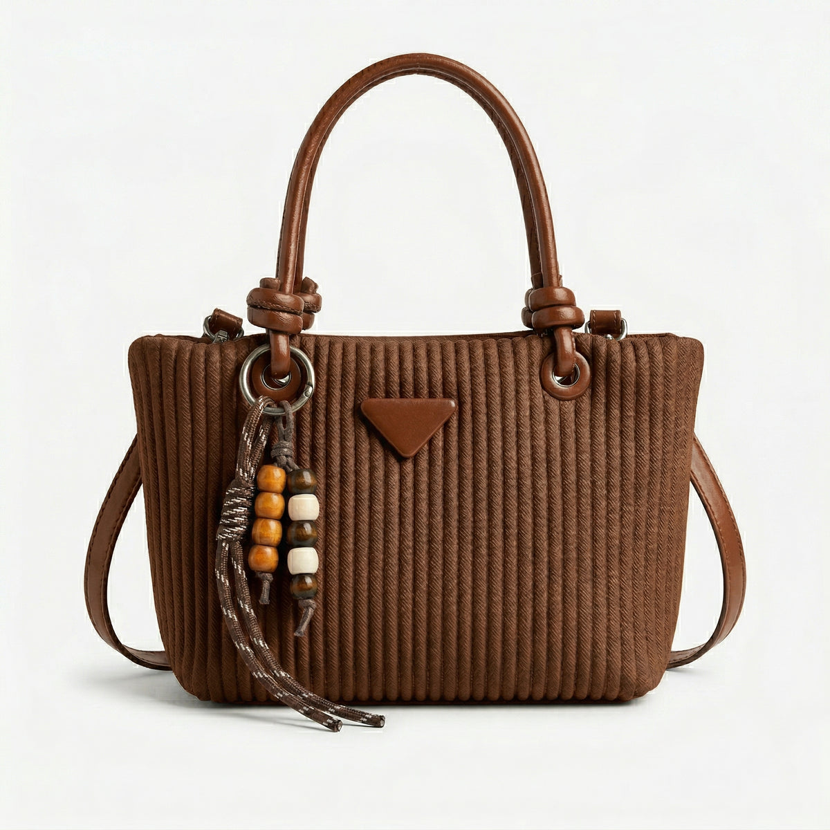 شنطة كروس بتصميم بارز ولمسة فريدة - Unique Detail Crossbody Bag