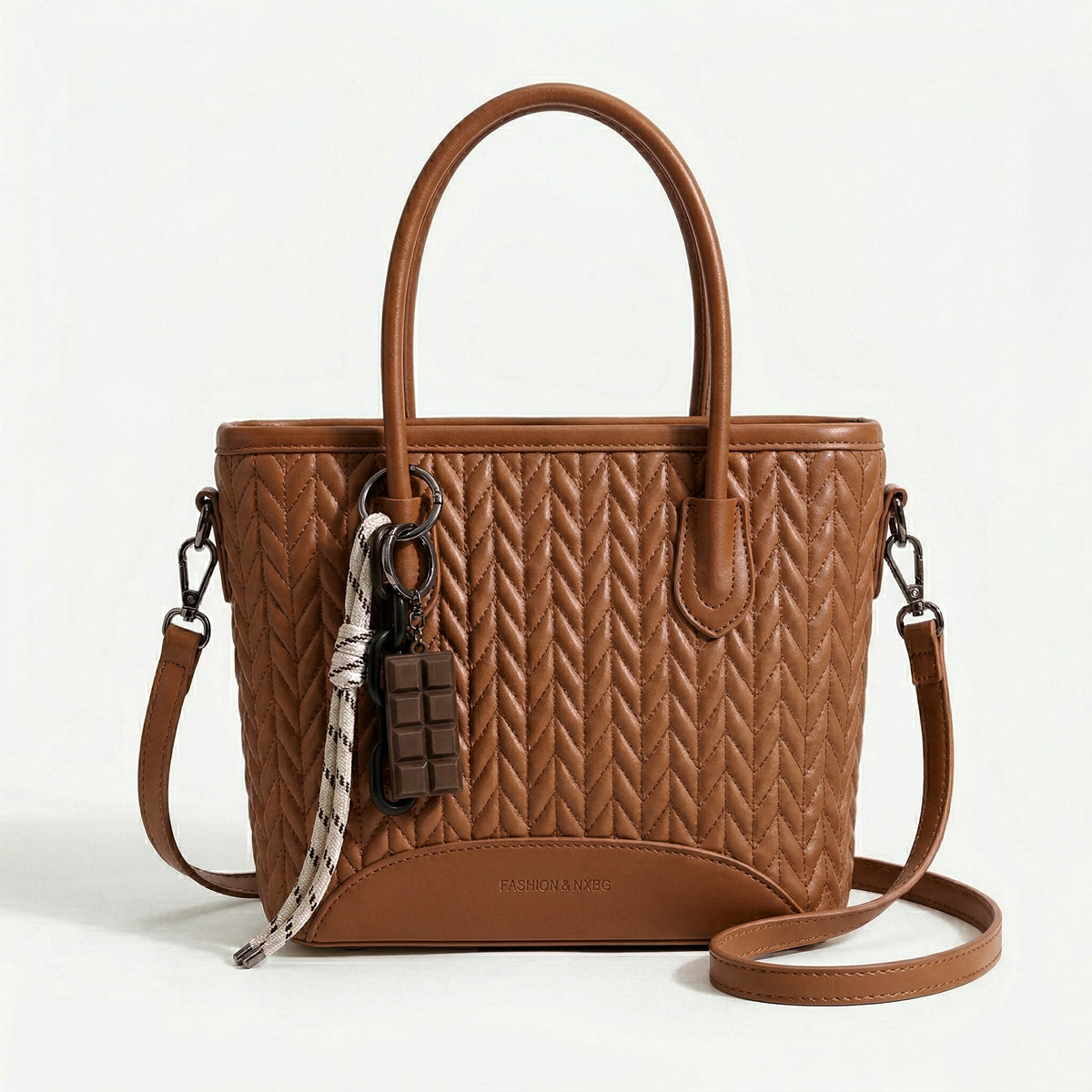 شنطة جلد مجدول بميدالية شوكولاتة-Leather Bag with Chocolate Charm
