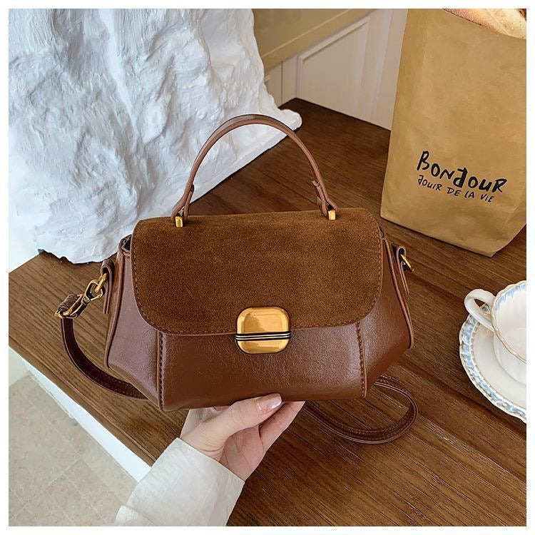 شنطة Stylish بلمسة فخامة مميزة