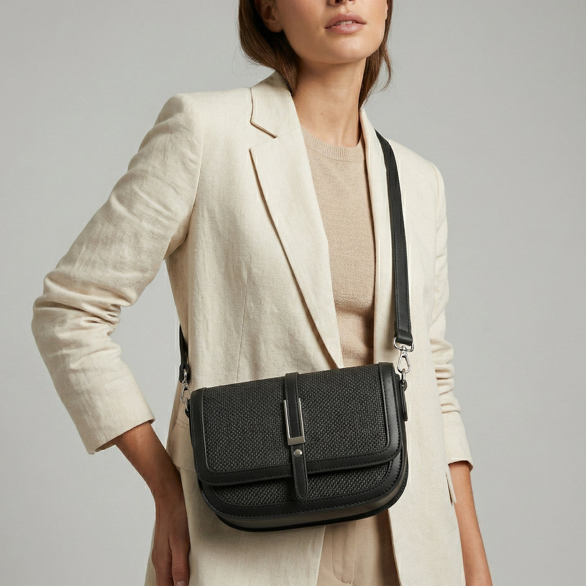 شنطة كروس مستوردة بتصميم شيك ومنسوج - Chic Woven Everyday Bag