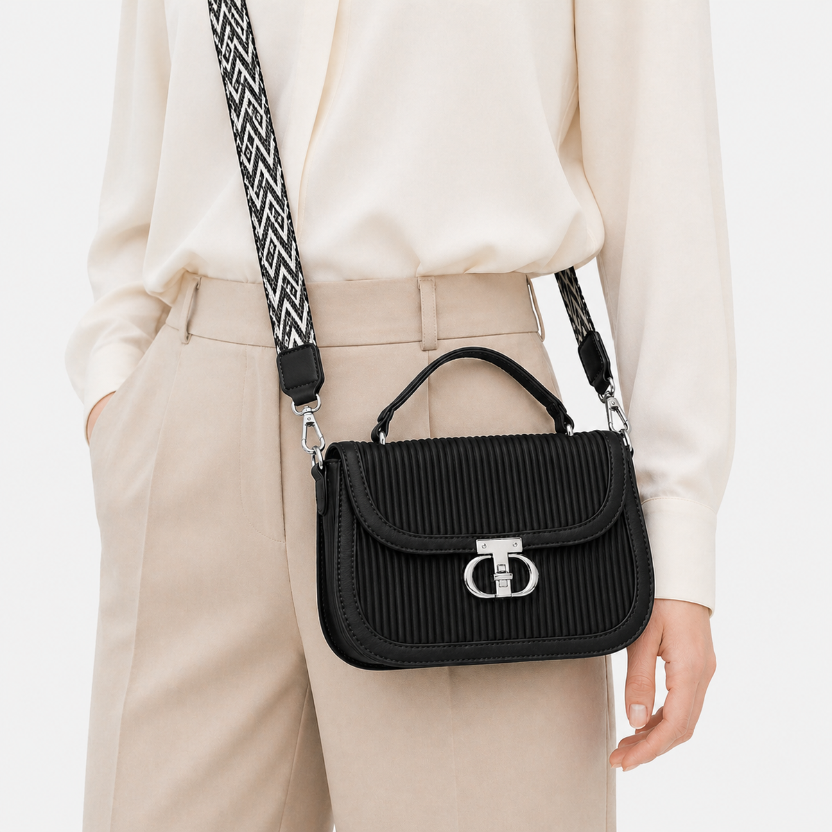 شنطة مستوردة ساتشيل بتصميم مضلع – Ribbed Mini Satchel Bag