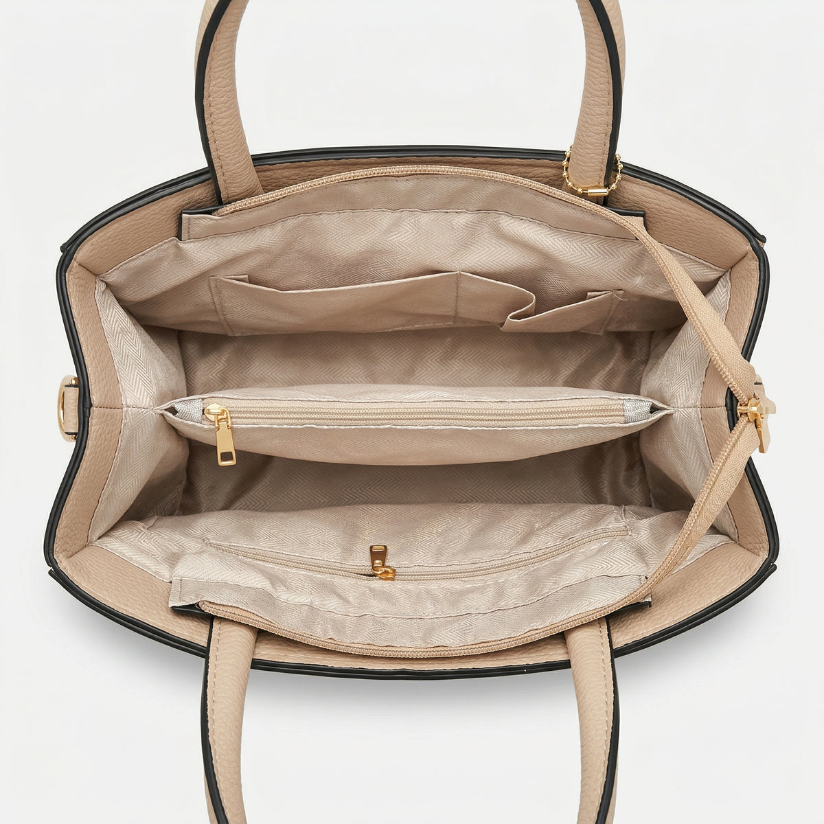 شنطة جلد أنيقة بستايل عصري - Modern Classic Bag | Mini Charm Details ✨
