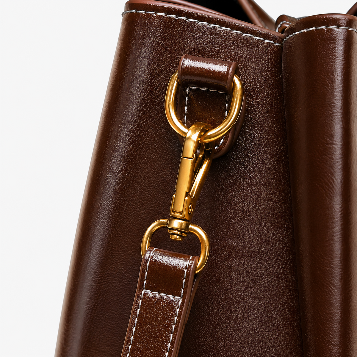 شنطة مستوردة كلاسيك بتفاصيل راقية | Timeless Chic Handbag