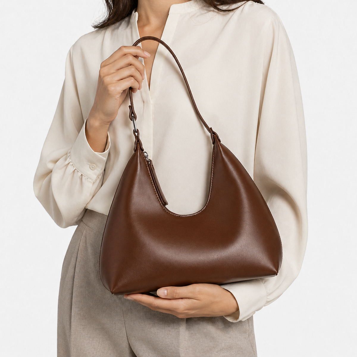 شنطة كتف هاف مون جلد ناعمة بتصميم عصري أنيق - Half Moon Shoulder Bag