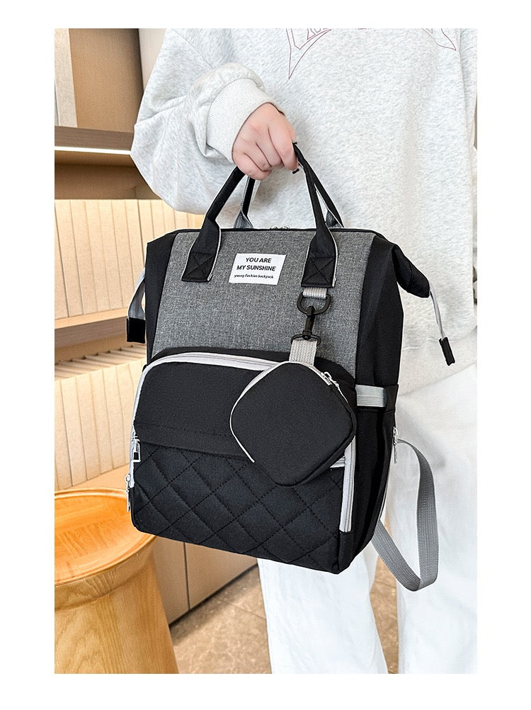 شنطة بيبي بتنظيم مثالي ولمسة أنيقة - Organized Diaper Bag