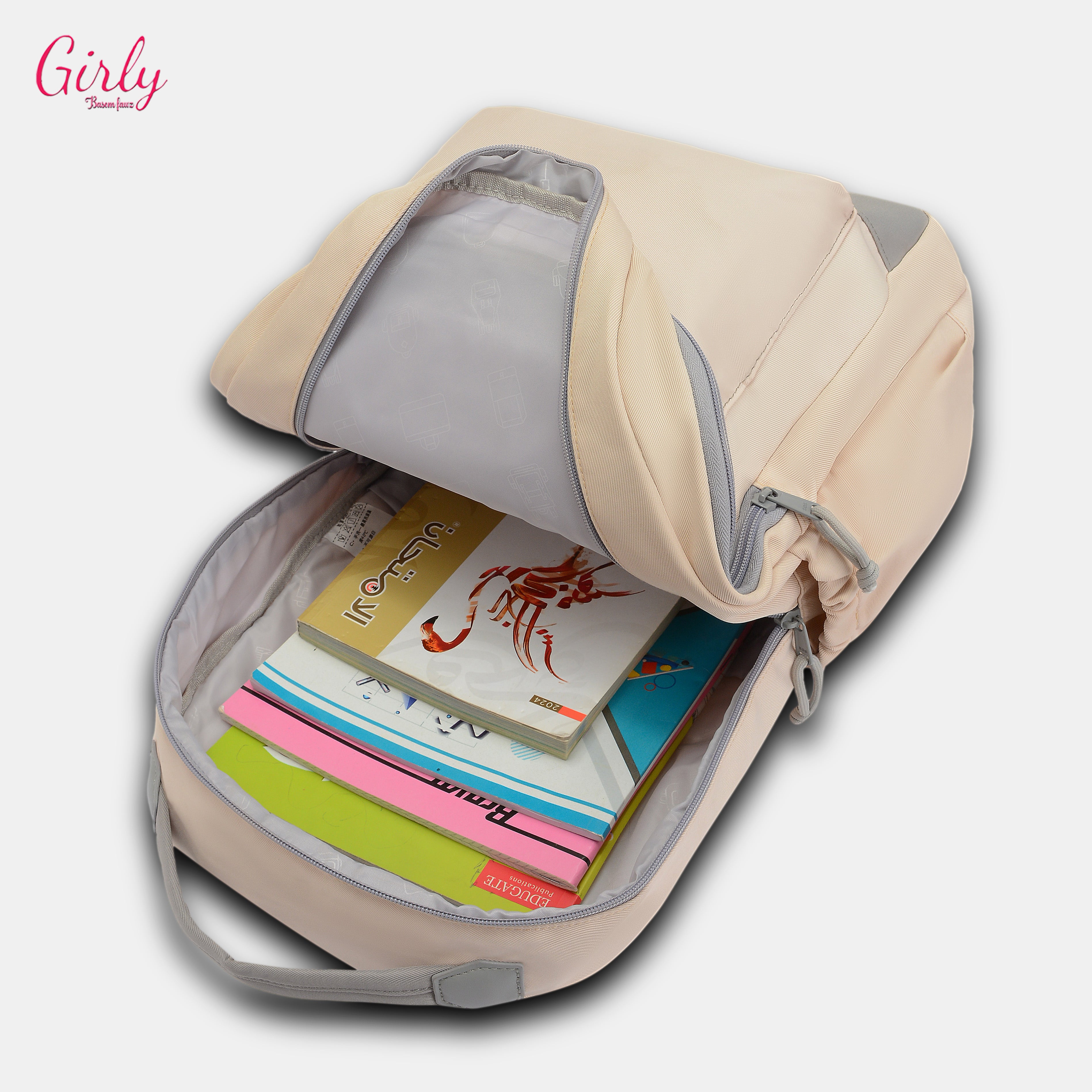 شنطة ظهر دراسية بتجمع بين العملية والبساطة في تصميم عصري 🎒