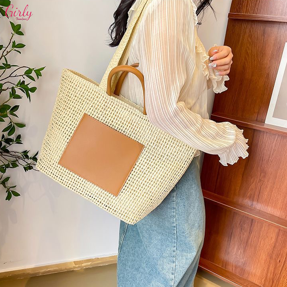 شنطة خوص صيفية – ستايل أنيق ولمسة طبيعية من Girly 🌞🌊