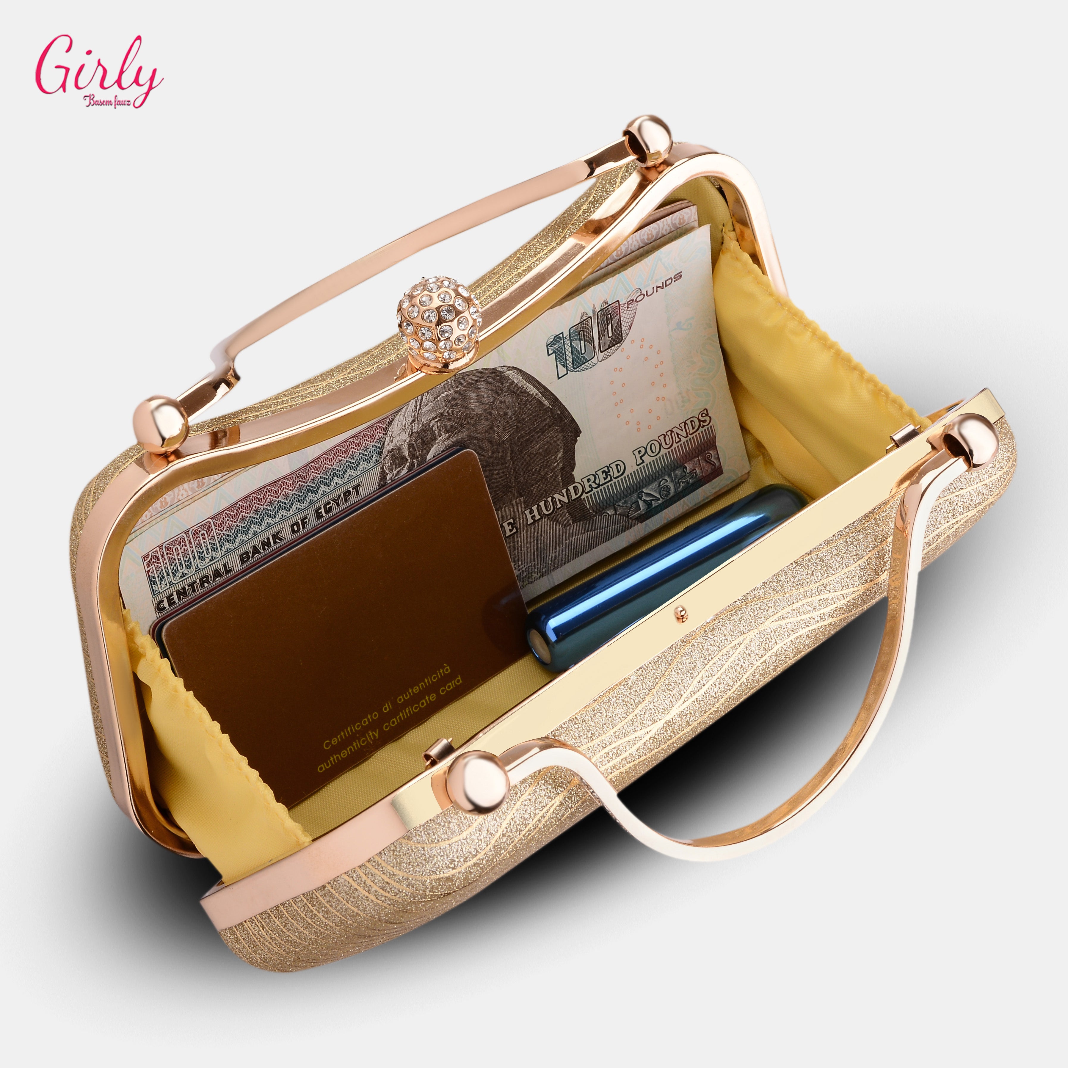 شنطة سواريه أنيقة بلمسة فاخرة