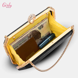شنطة سواريه أنيقة بتصميم لامع يخطف الأنظار ✨