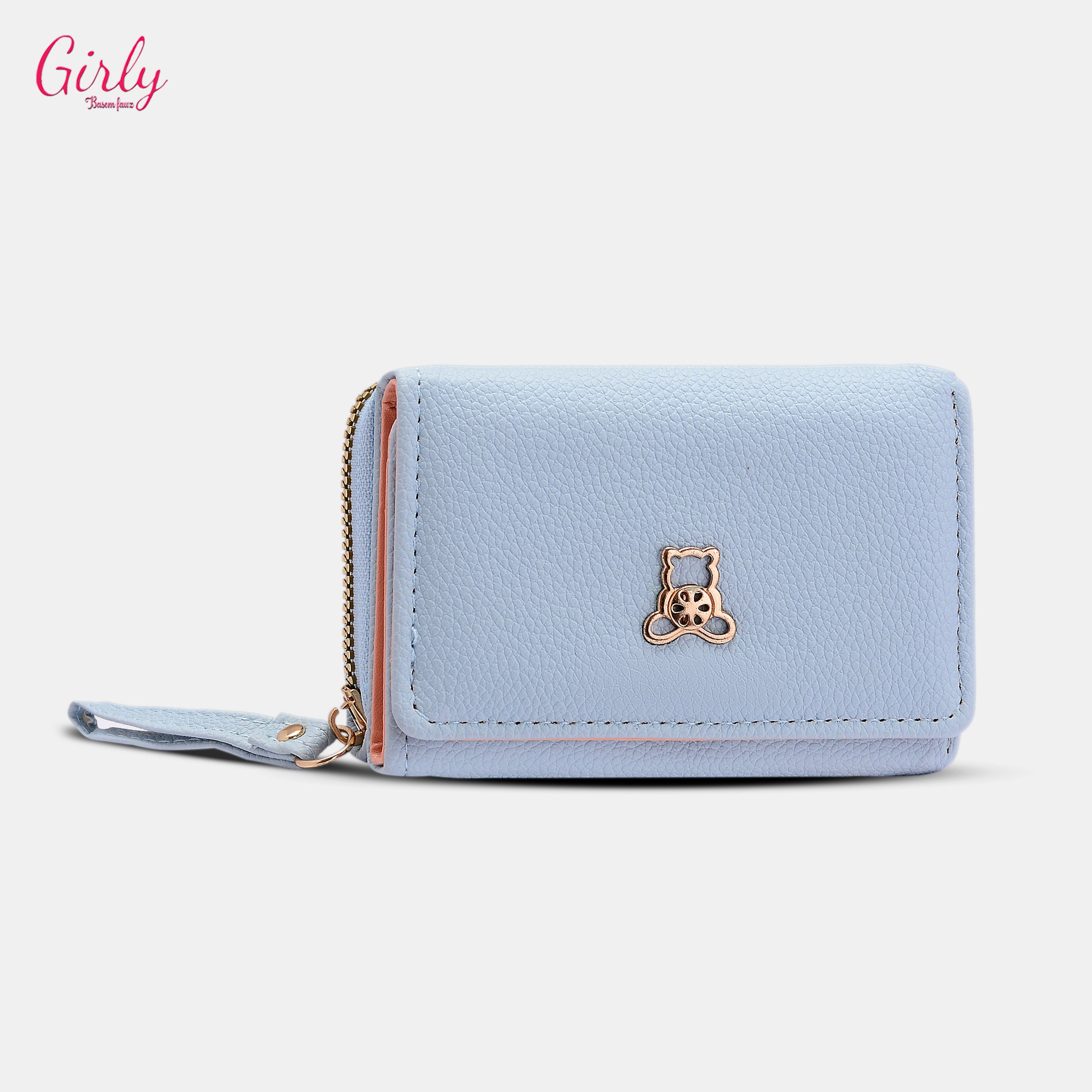 محفظة جلد بتصميم يجمع بين الجمال والراحة في كل حركة