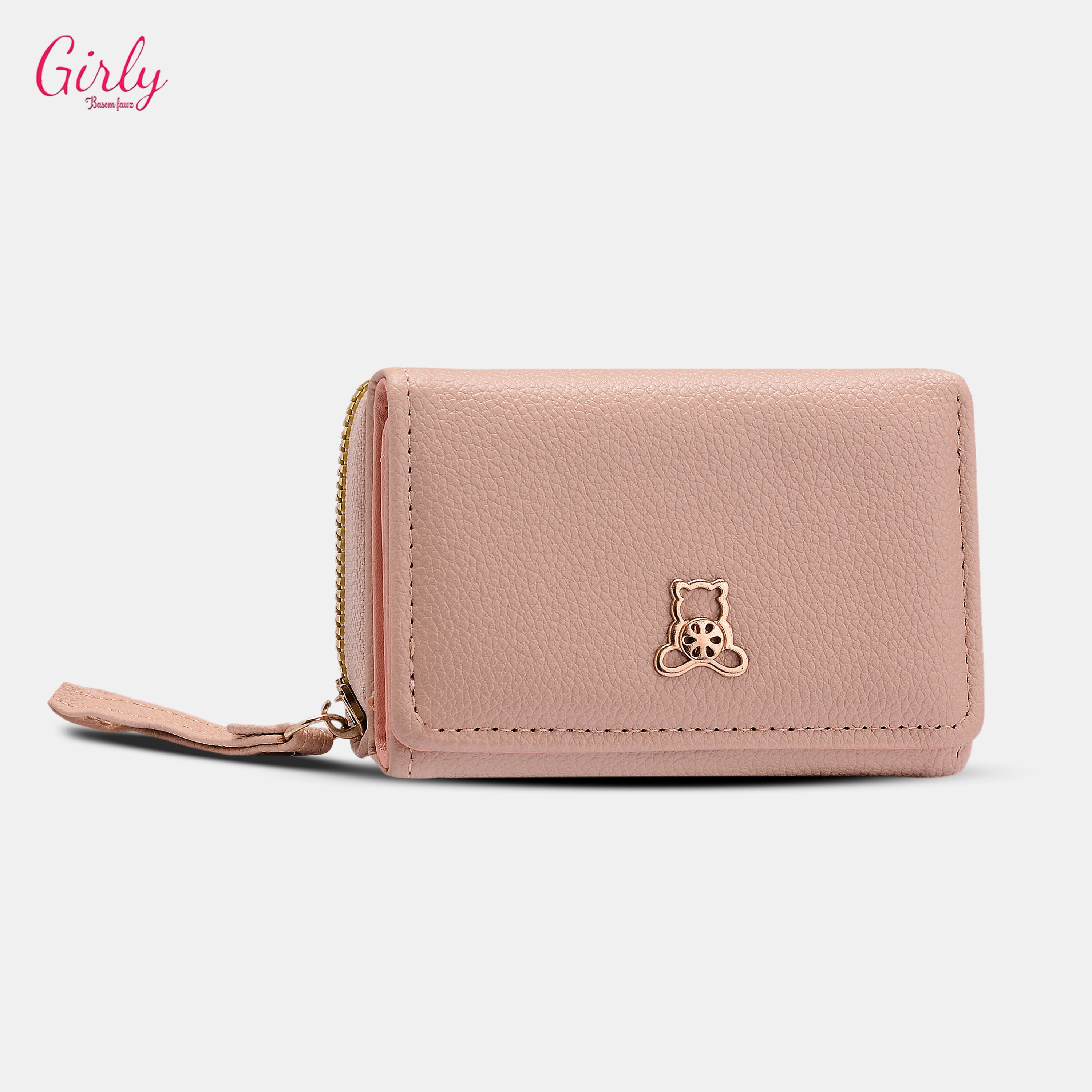 محفظة جلد بتصميم يجمع بين الجمال والراحة في كل حركة