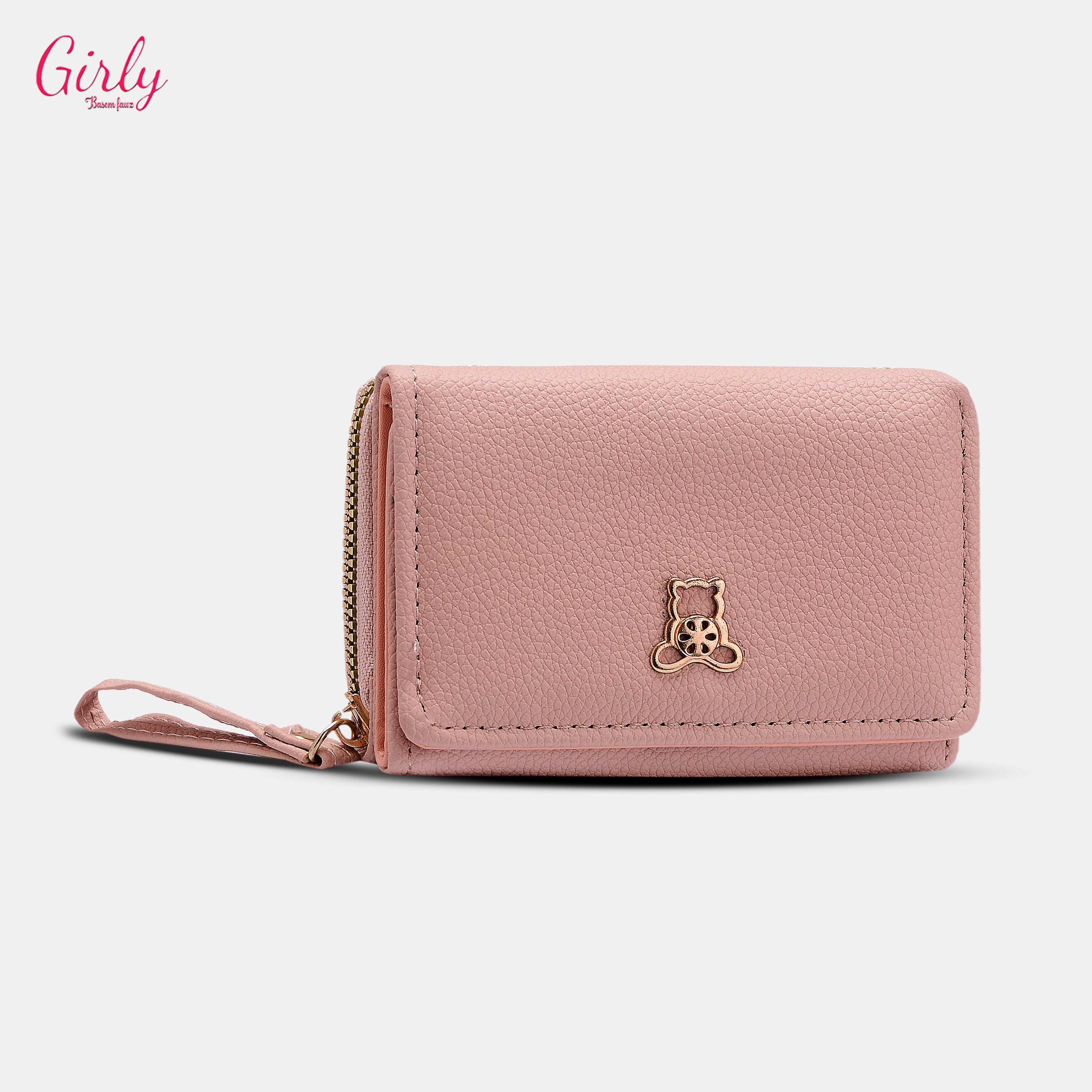 محفظة جلد بتصميم يجمع بين الجمال والراحة في كل حركة