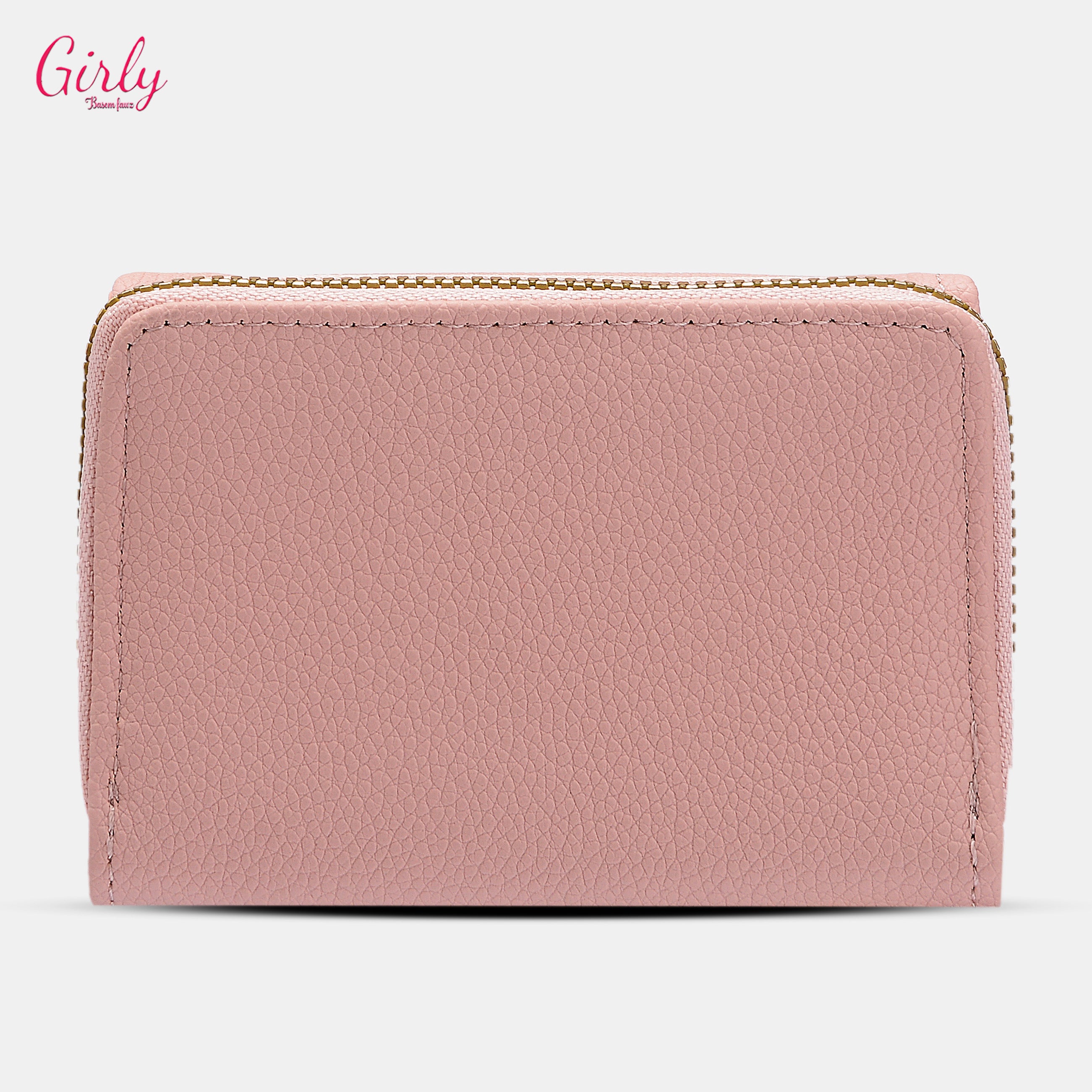 محفظة جلد بتصميم يجمع بين الجمال والراحة في كل حركة