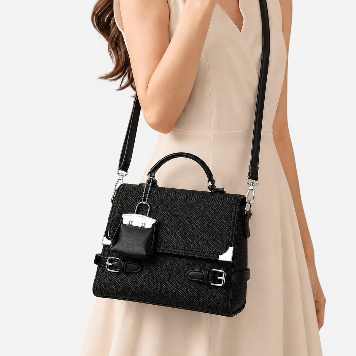 شنطة مستوردة Rich Elegance بتفاصيل راقية