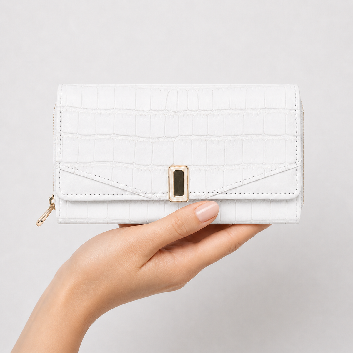 محفظة مستوردة Elegant Everyday Wallet بلمسة ناعمة 🤍