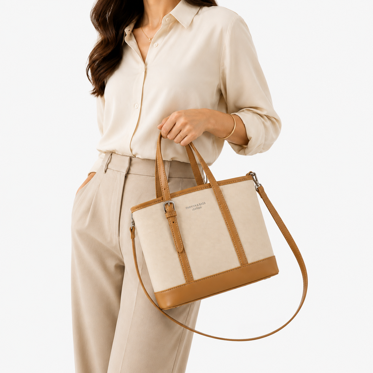 شنطة مستوردة بتصميم Elegant Premium بتفاصيل جلد راقية وعصرية ✨