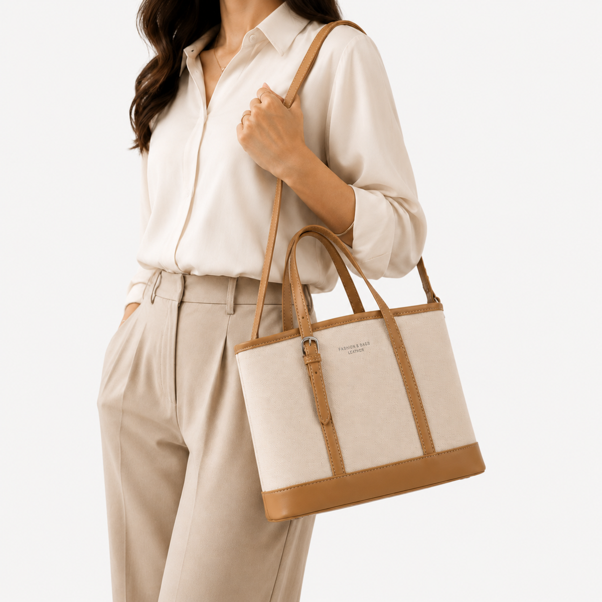 شنطة مستوردة بتصميم Elegant Premium بتفاصيل جلد راقية وعصرية ✨