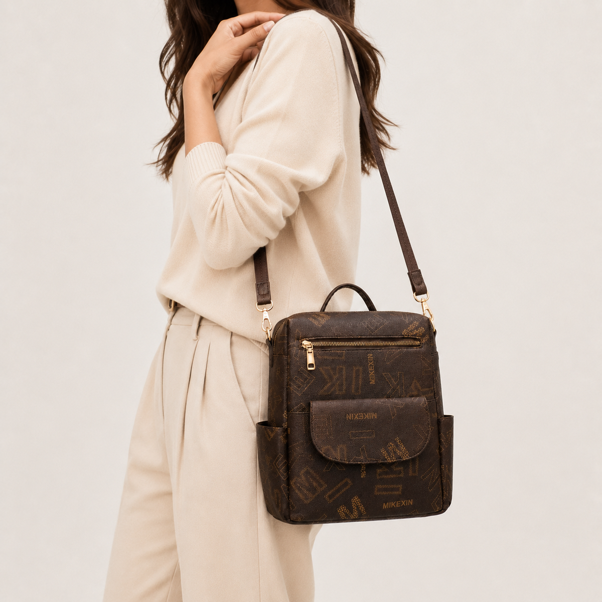 شنطة ظهر جلد فاخرة بمطبوعات Stylish عصرية