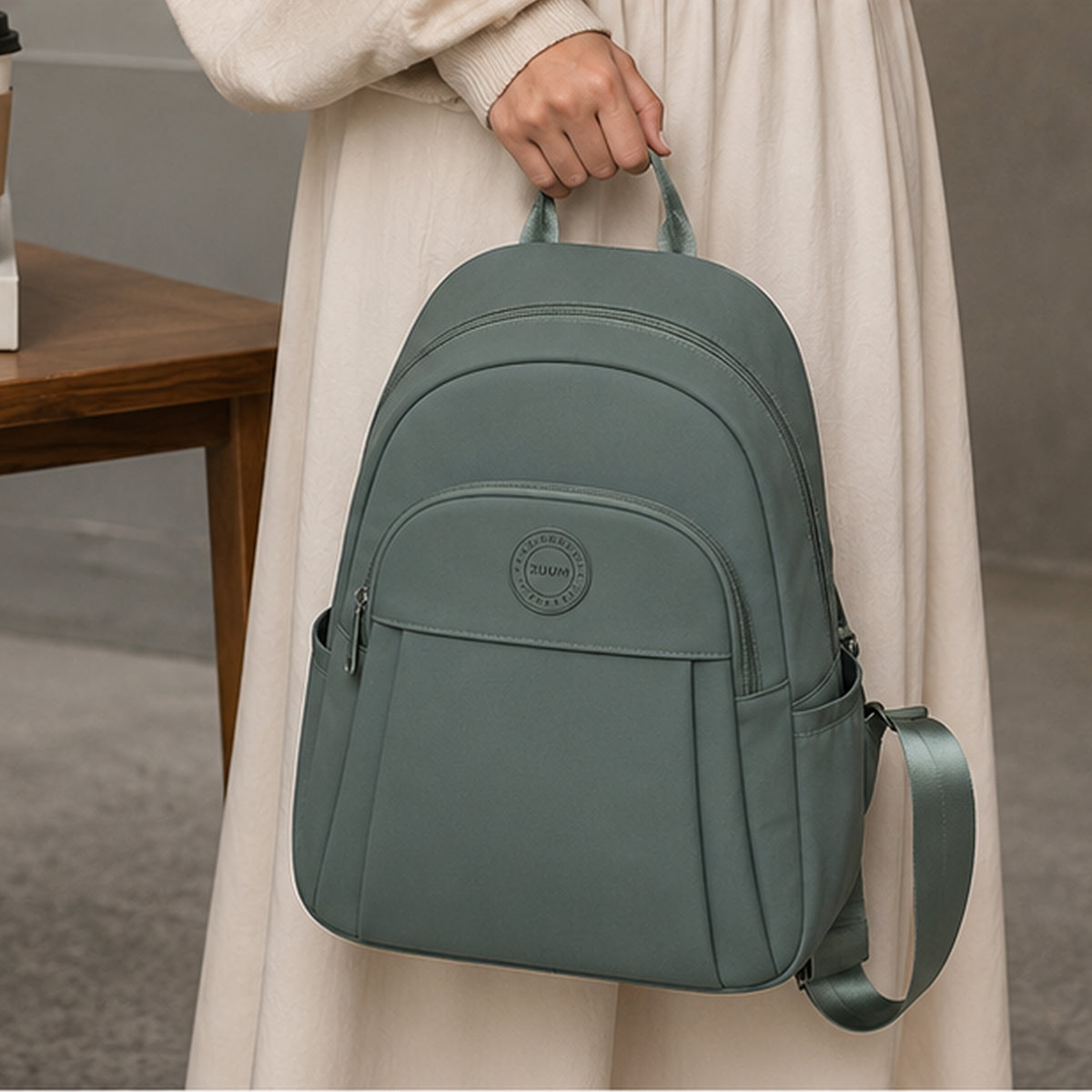 شنطة مستوردة بتصميم عملي ومتعدد الاستخدام – Practical Backpack