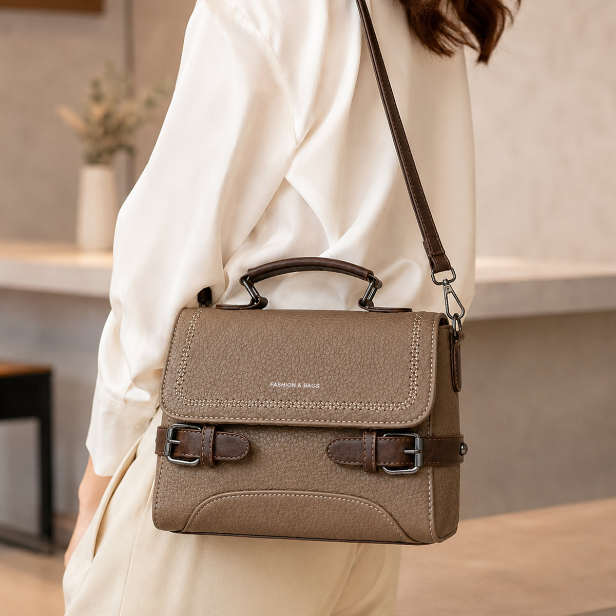 شنطة جلد مستوردة بتصميم عملي وراقي – Everyday Luxe Bag