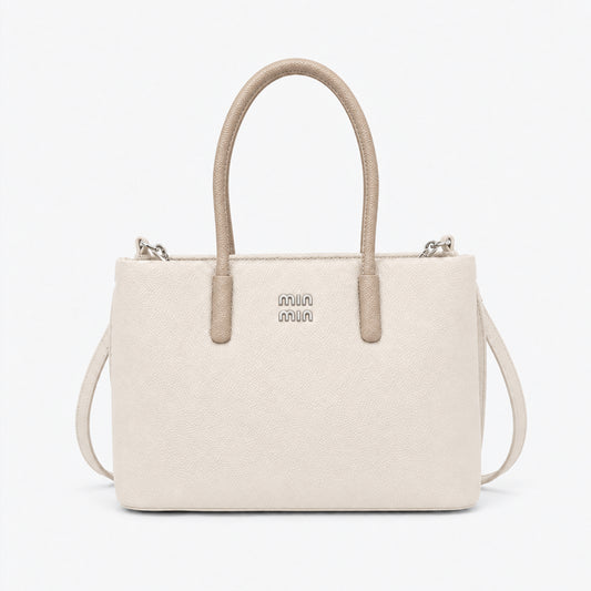 Imported Bag Combining Luxury & Simplicity – 3 Ways to Carry